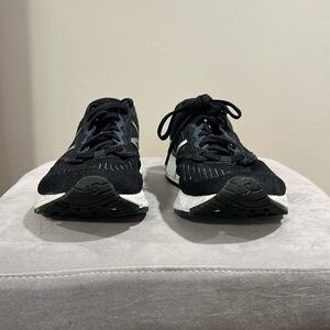 New Balance size 6.5 with Revlite cushion